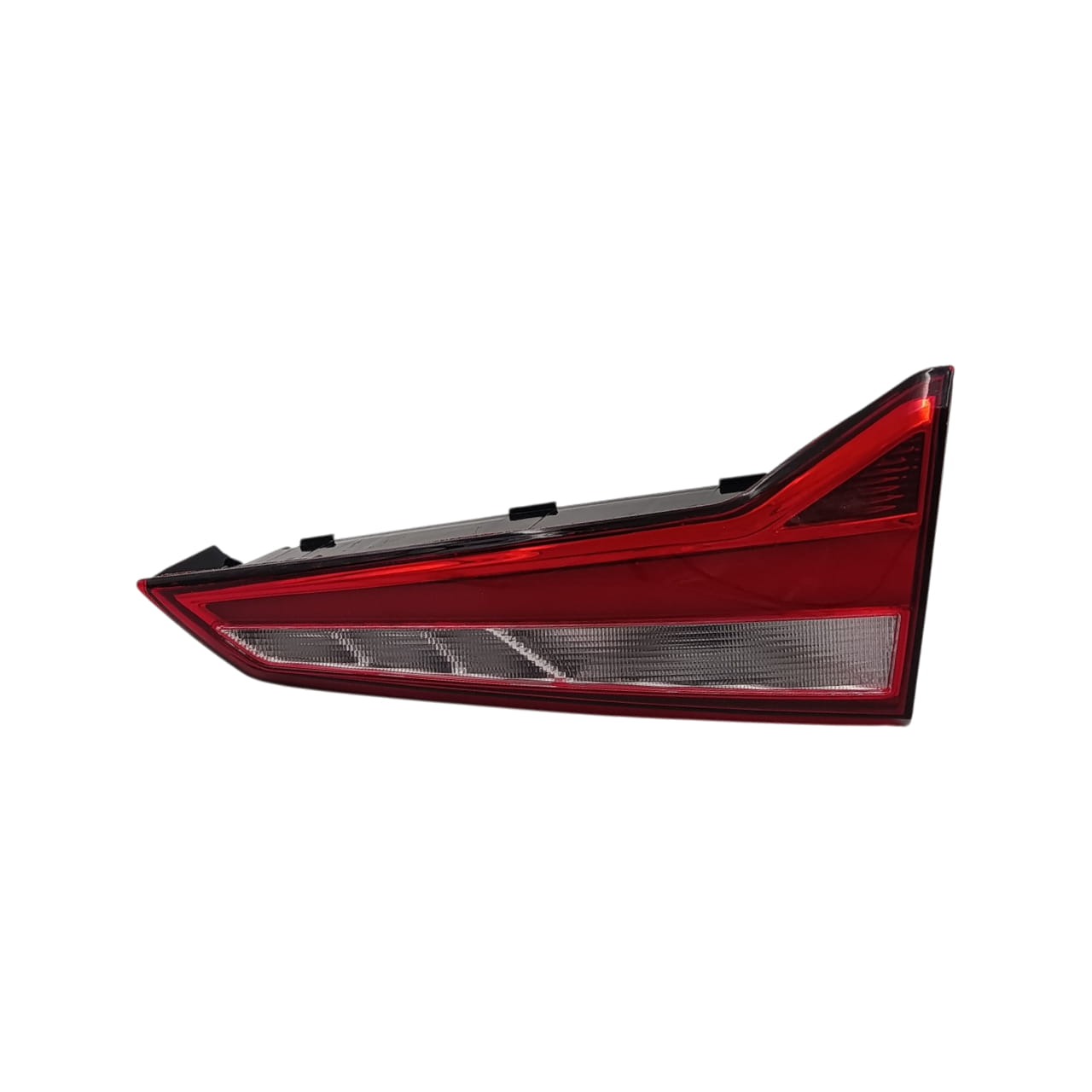 چراغ-عقب-روی-صندوق-جتا-VS7-سمت-شاگرد.jpg چراغ عقب روی صندوق جتا VS7 سمت شاگرد - تصویر 1
